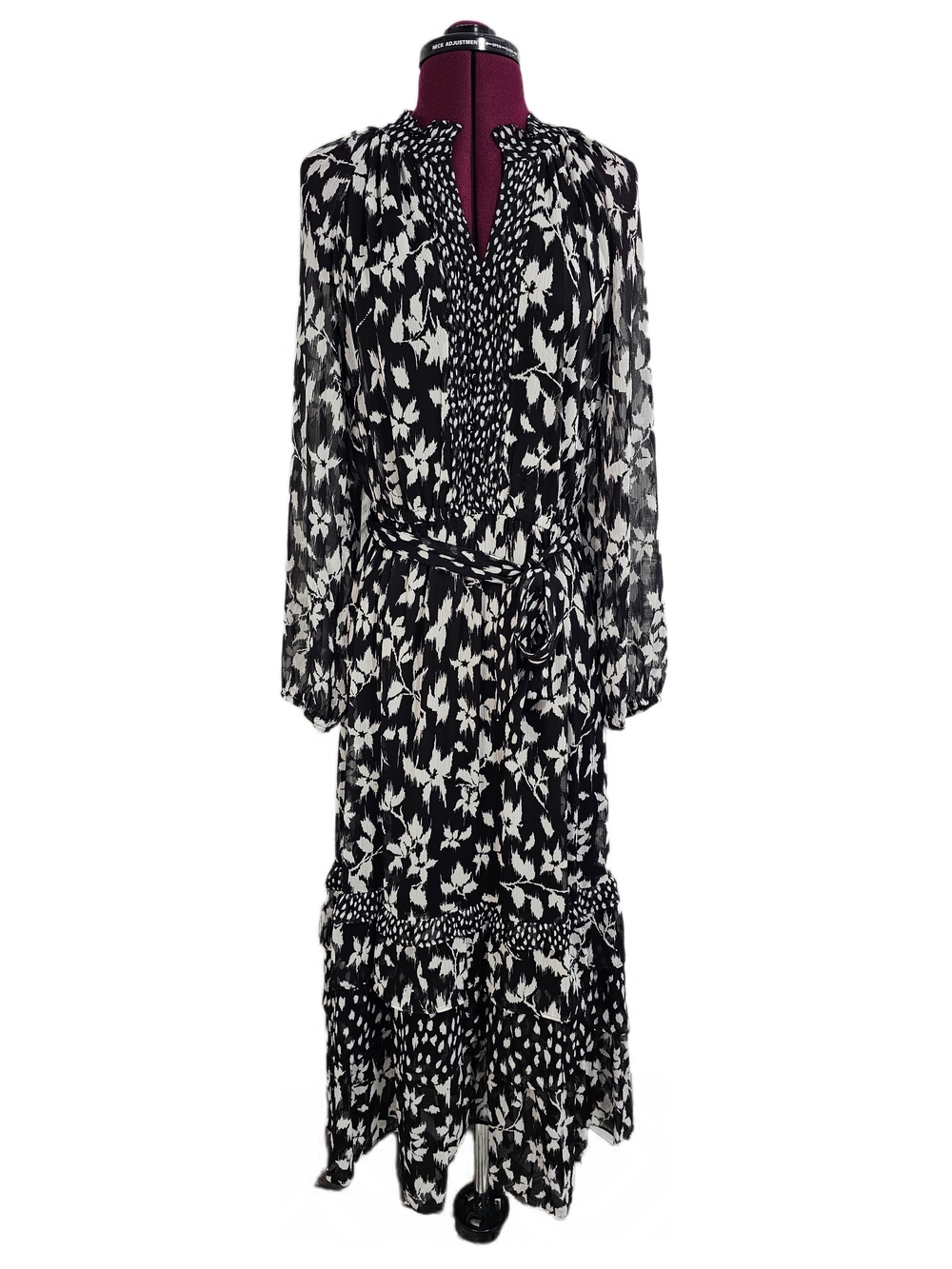 Simply Vera Boho Whimsygoth Witchy Peasant Sleeve Ruffle Tiered Maxi Dress